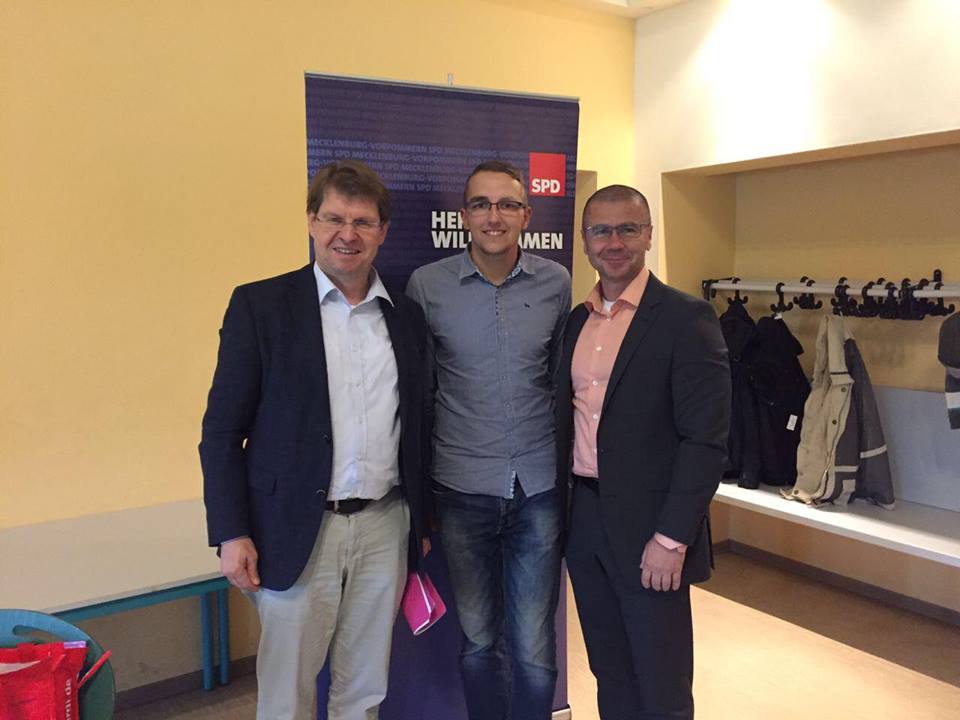 Ralf Stegner, Kevin Nehls und Frank Junge nach der Veranstaltung Bürgerversicherung